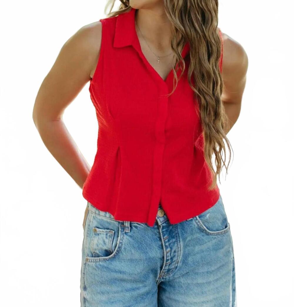NEW PAPERMOON downtown chic collar top in red